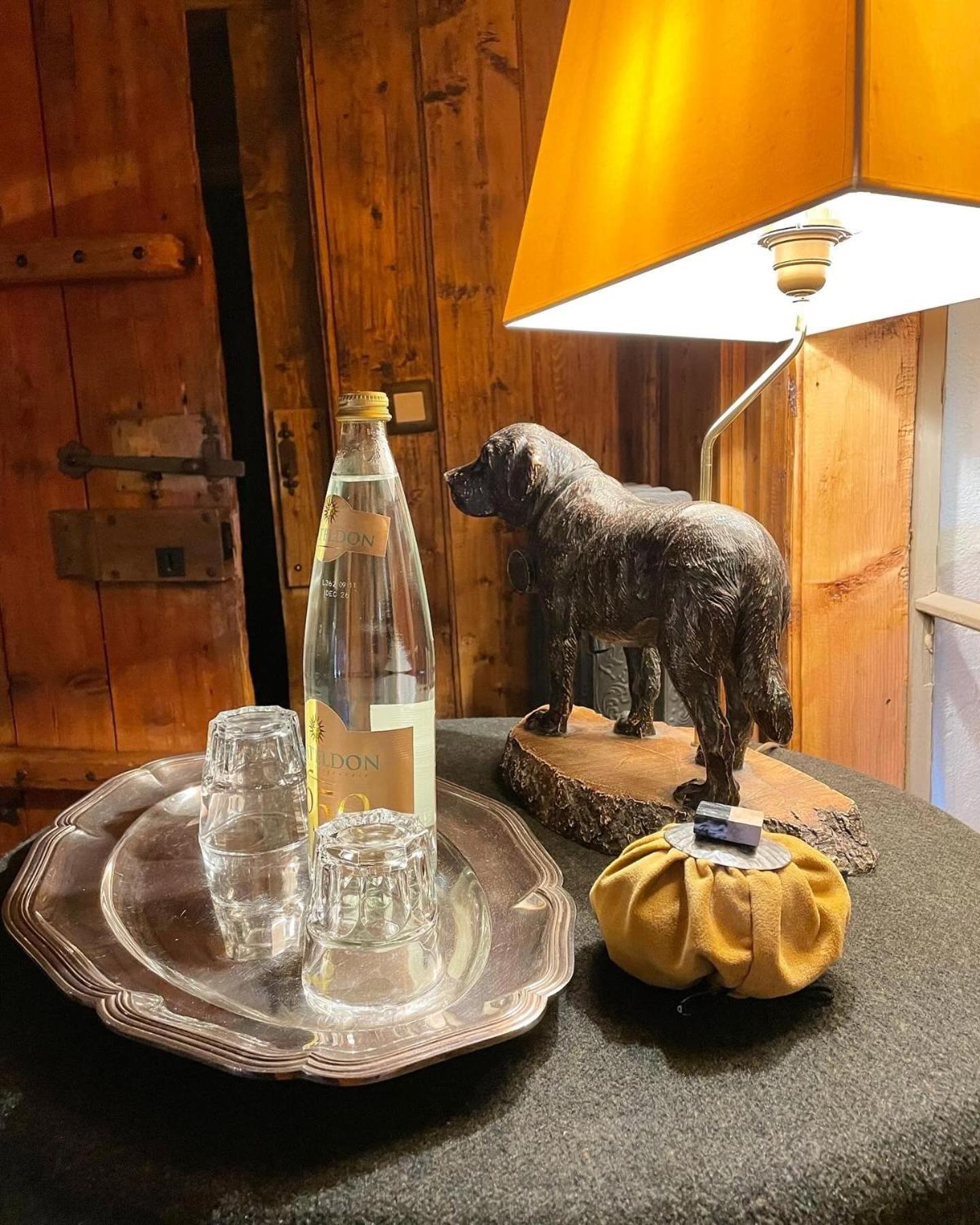 La Ferme Des Vonezins Hotel Thones Luaran gambar