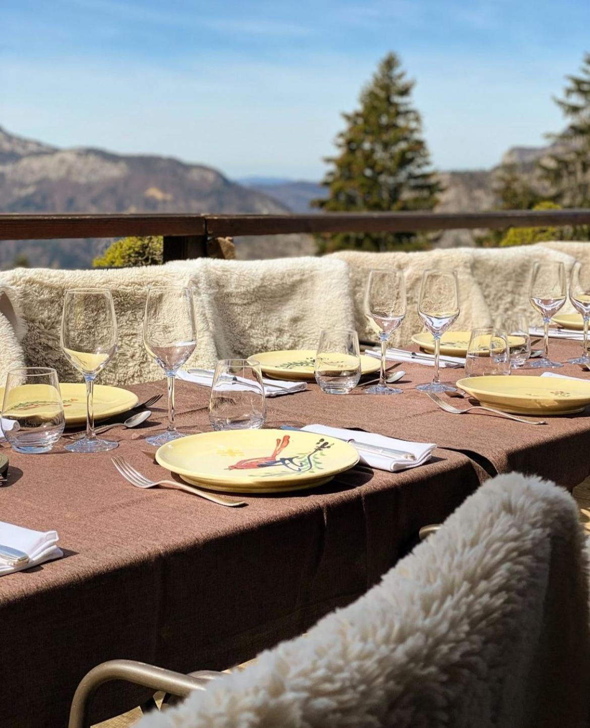 La Ferme Des Vonezins Hotel Thones Luaran gambar
